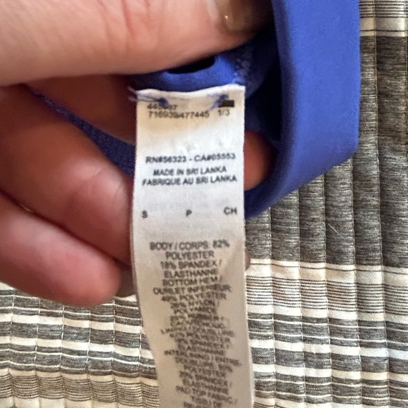 Nike Women's Small Blue Sports Bra - Picture 3 of 4